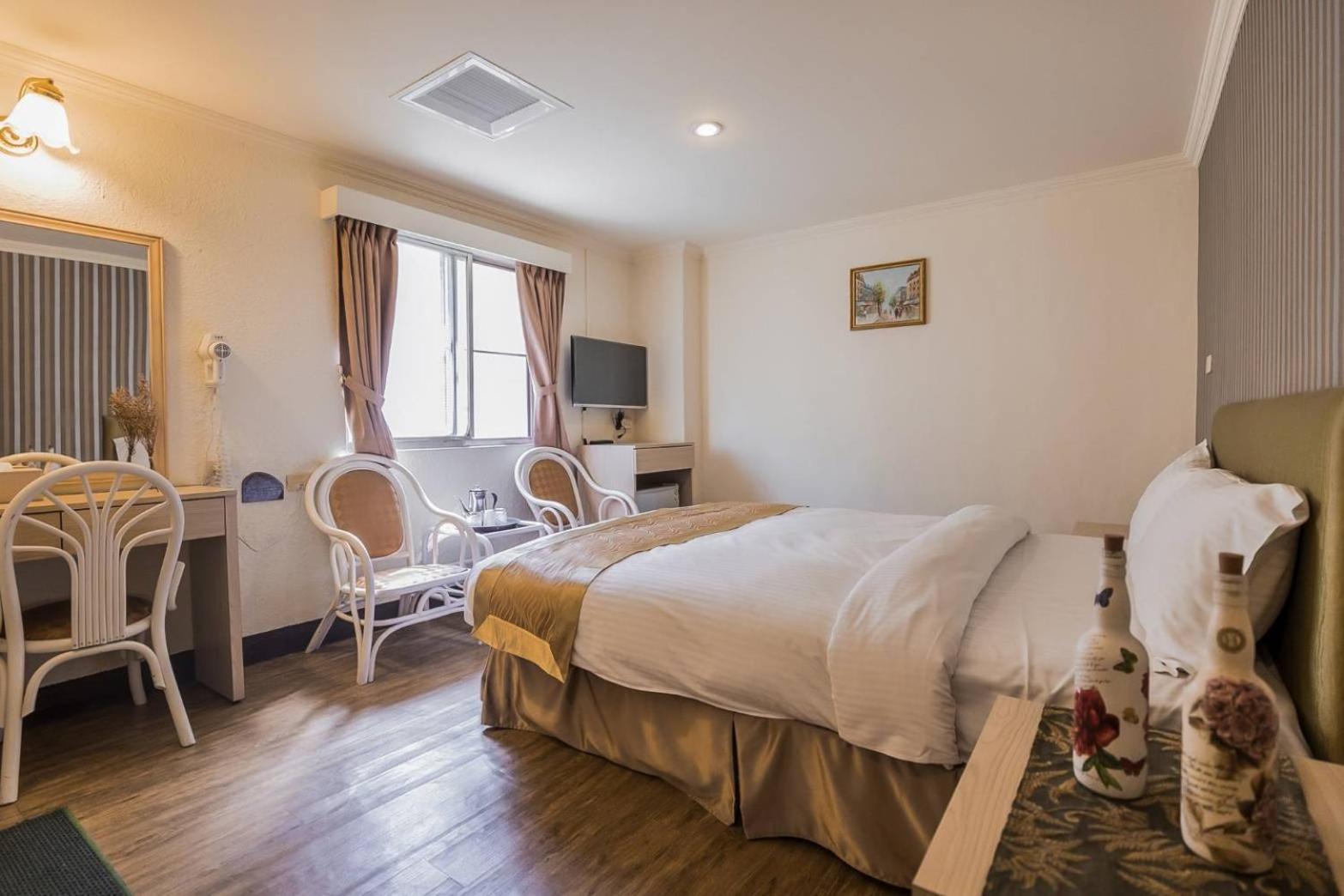 Tzu Chi Hotel Pingtung Esterno foto